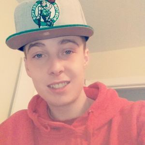 Meet your Posher, Wayne